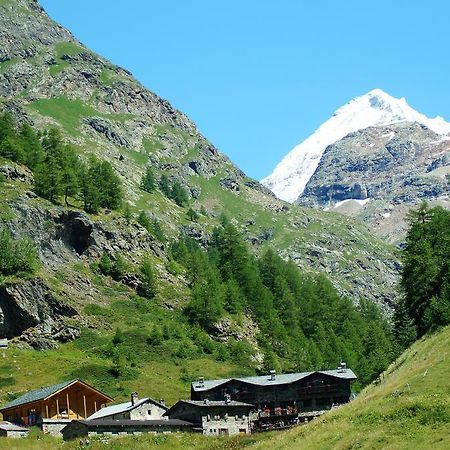 Manad Cod Cir N 0329 Apartment Aosta Bagian luar foto